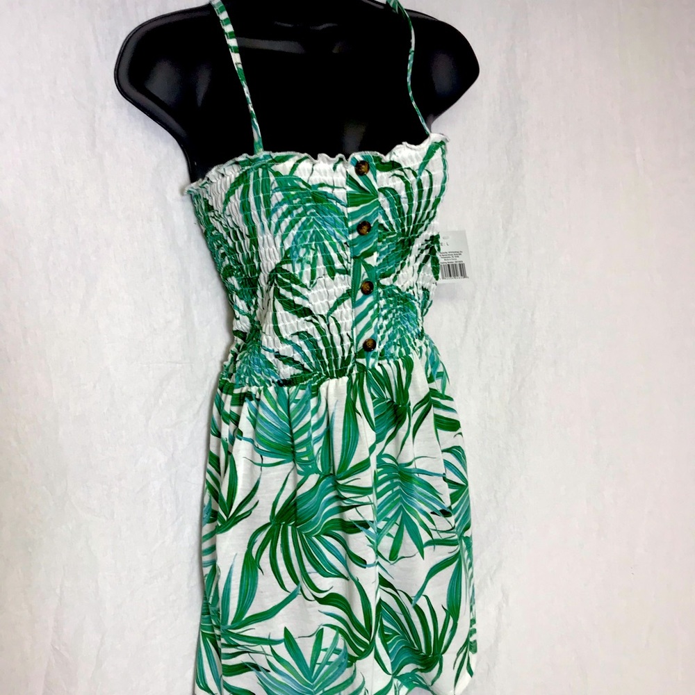 Nice little romper never been worn